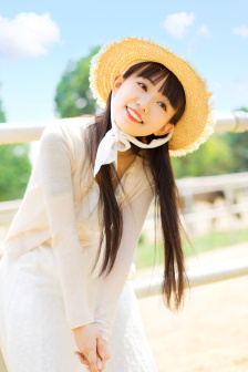 《年轻女教师4》免费观看